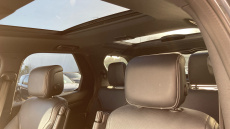 Land Rover Discovery 3.0 D300 Dynamic SE 5dr Auto Diesel Station Wagon